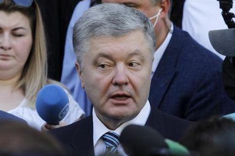 Порошенко вернется в Киев 17 января рейсовым самолетом из Варшавы, - 