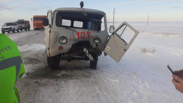 Скорая помощь столкнулась с авто на трассе в Костанайской области: погиб мужчина
                18 января 2022, 20:19