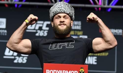 Уроженец Казахстана во второй раз «сорвал» главный бой UFC