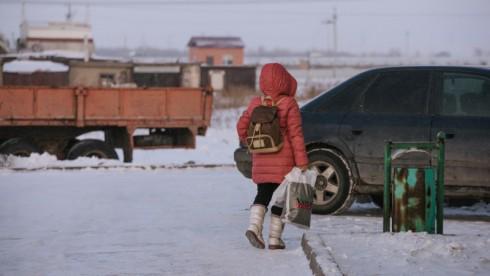 Ученица третьего класса обморозила лицо в ожидании автобуса в Карагандинской области