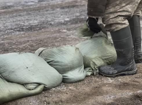 В Караганде для контроля над паводковыми водами готовят мешкотару и инертный материал