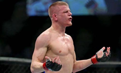 Американский боец бросил вызов звезде UFC после победы над казахом