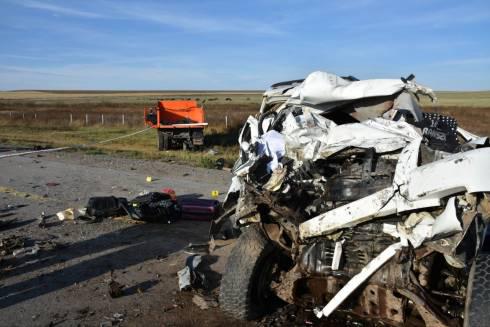 Пять человек погибли в страшной аварии на трассе  Караганда - Астана